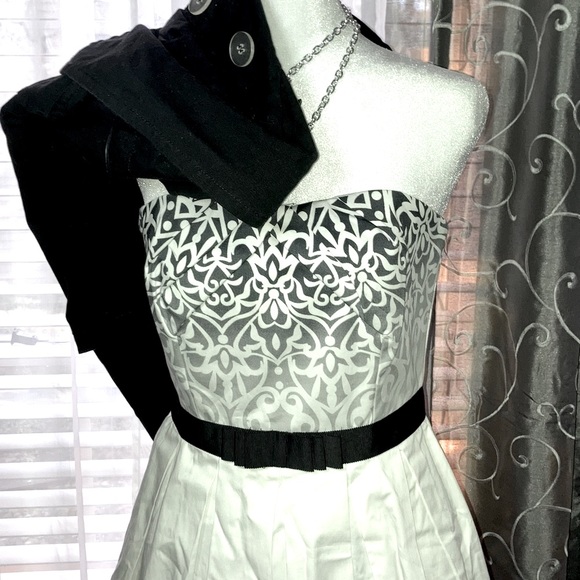 NEW White House Black Market Blackand white ombré 50’s Style Midi dress size 0 - Picture 3 of 16